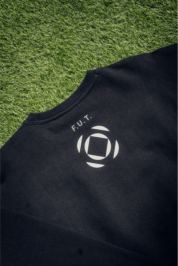 PLUGIN X HALO CREW (BLACK)